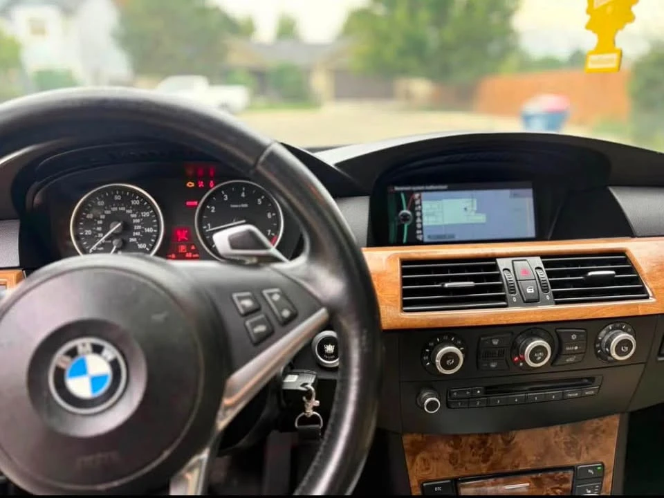 2010 BMW E60 5 Series Sedan - Image 9 of 10
