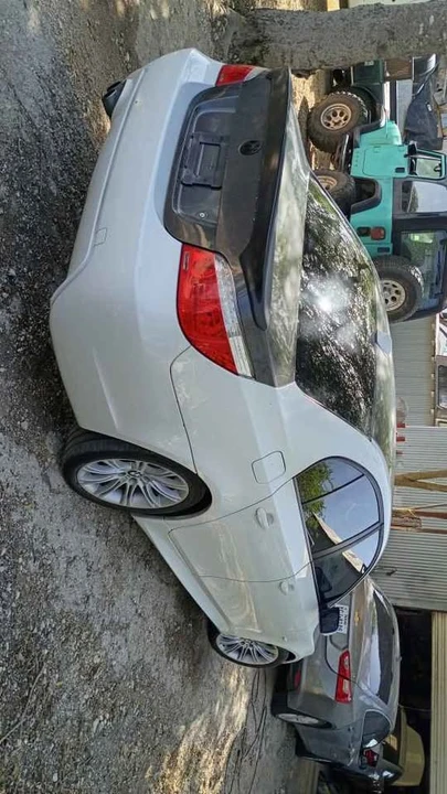 2010 BMW E60 5 Series Sedan - Image 3 of 6