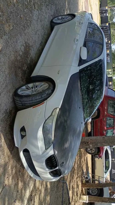 2010 BMW E60 5 Series Sedan - Image 2 of 6