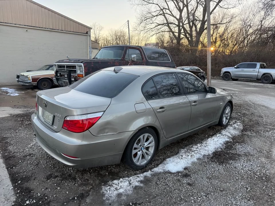 2010 BMW E60 5 Series Sedan - Image 4 of 8
