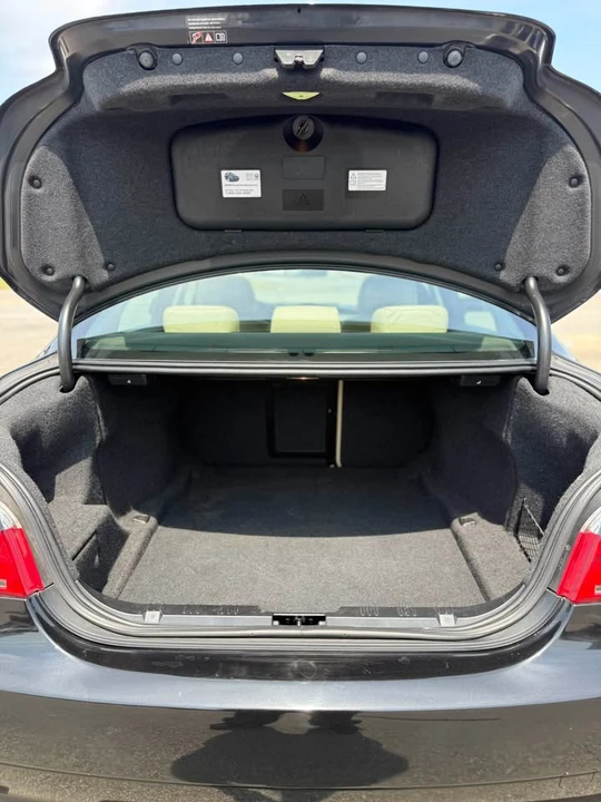 2010 BMW E60 5 Series Sedan - Image 16 of 20