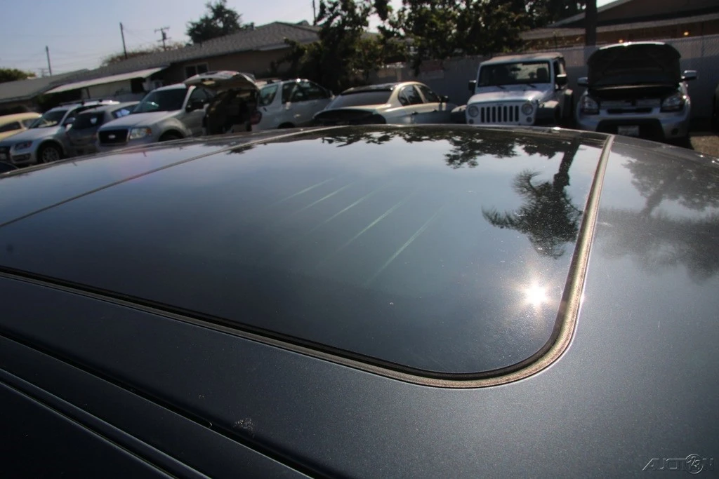 2010 BMW E60 5 Series Sedan - Image 11 of 21