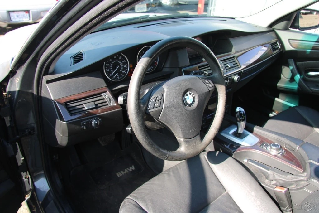2010 BMW E60 5 Series Sedan - Image 16 of 21