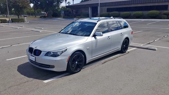 2010 BMW 535i xDrive Wagon 4D