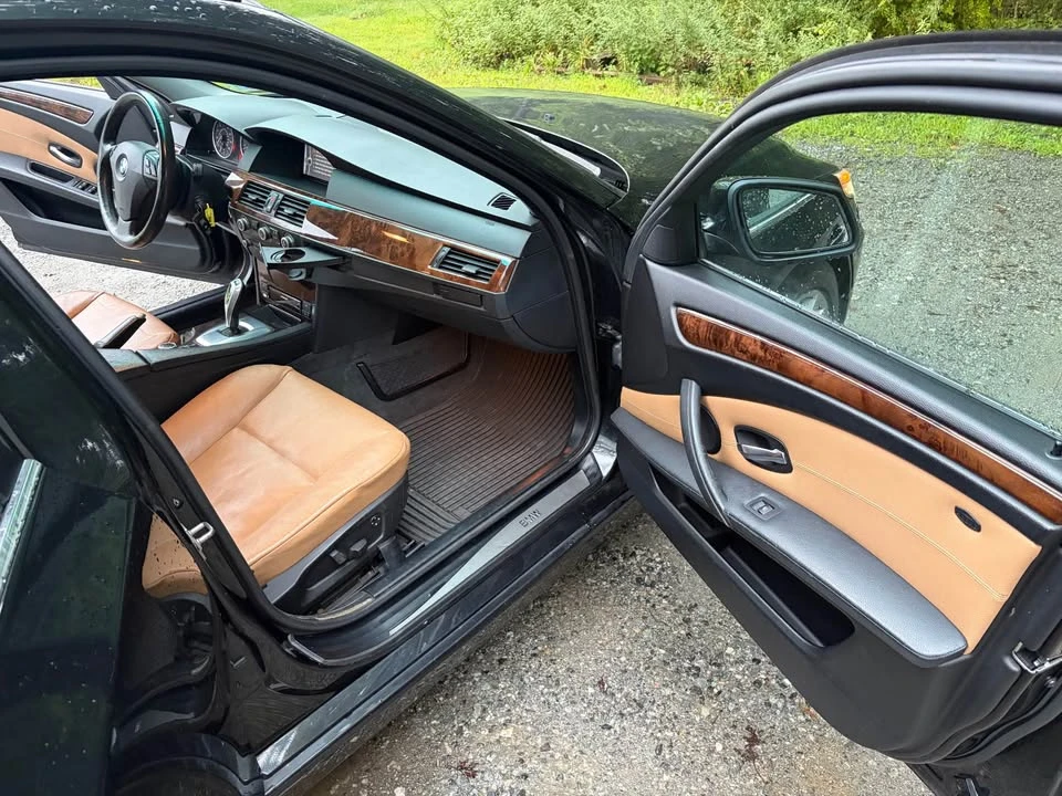2010 BMW E61 5 Series Touring - Image 11 of 16