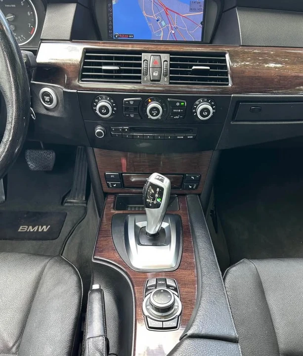 2010 BMW E60 5 Series Sedan - Image 12 of 14