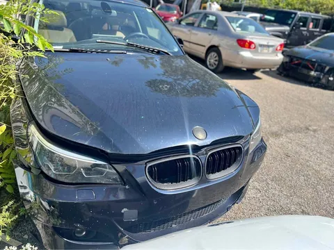 2010 BMW 5 Series 535xi Sedan 4D