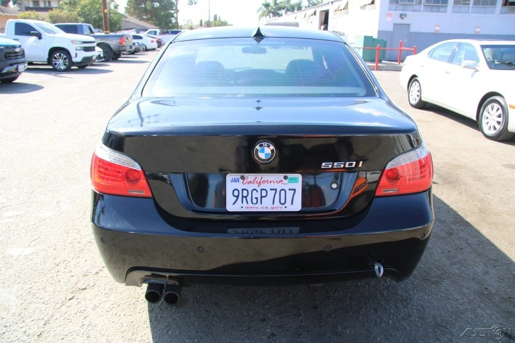 2010 BMW E60 545i & 550i Sedan - Image 6 of 21