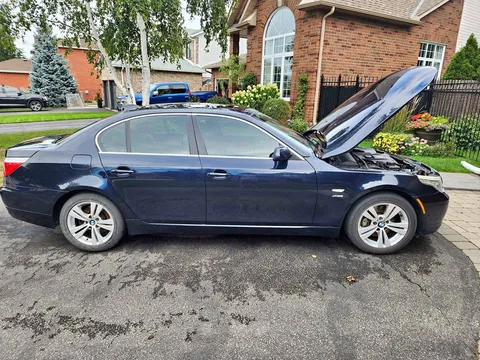 2010 BMW 5 Series 528i