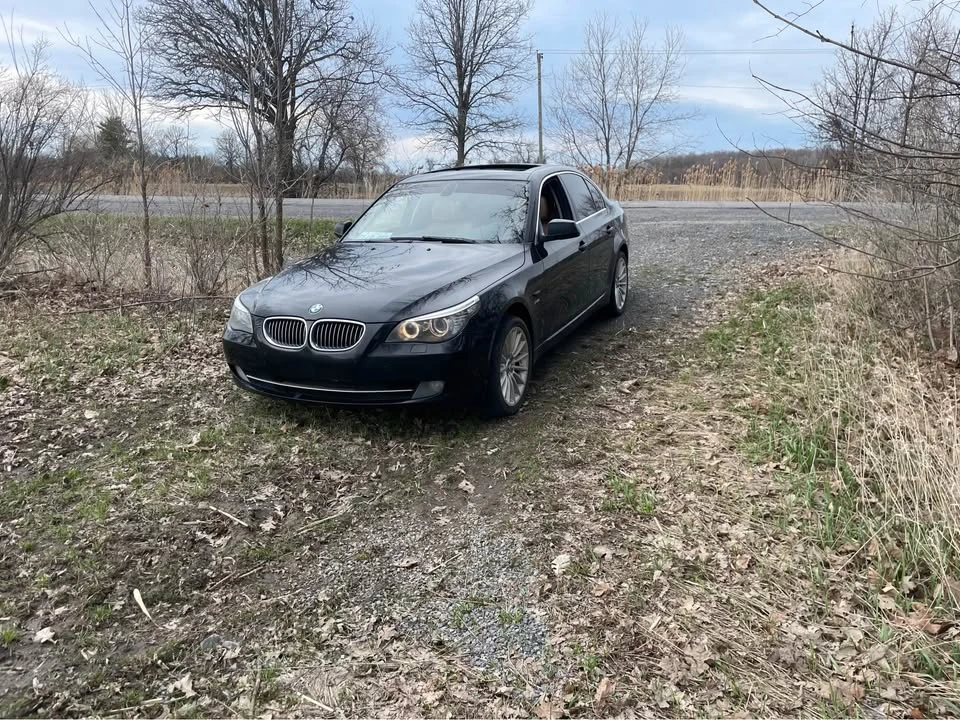 2010 BMW E60 5 Series Sedan - Image 3 of 3