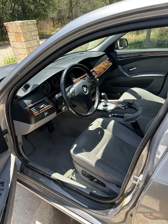 2010 BMW E60 5 Series Sedan - Image 4 of 20