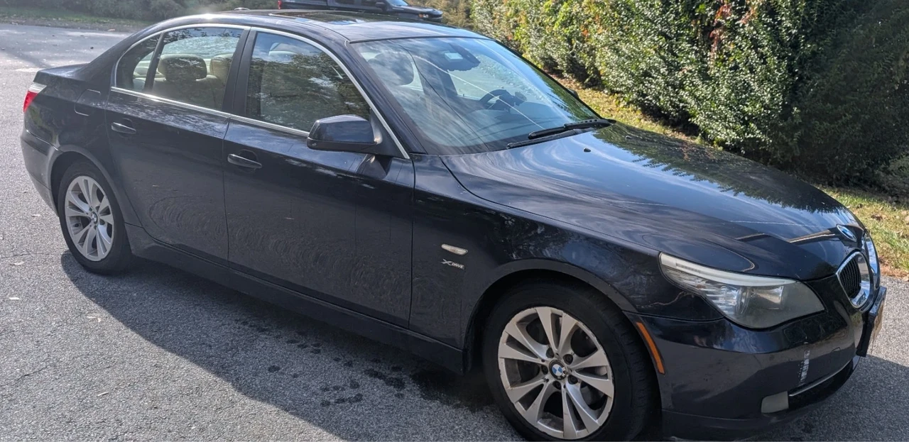 2010 BMW 5 Series - Image 17 of 21