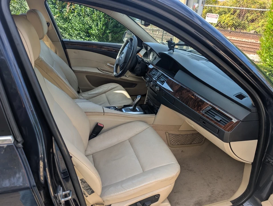 2010 BMW 5 Series - Image 3 of 21