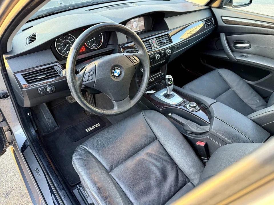 2010 BMW F10 5 Series Sedan - Image 13 of 14