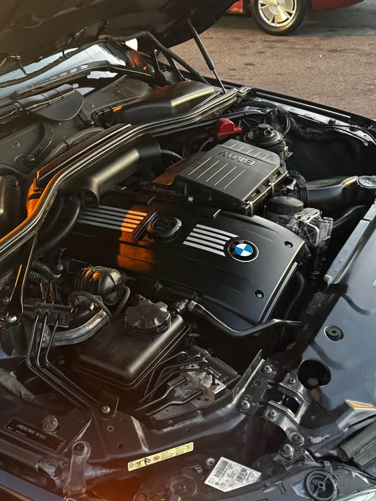 2010 BMW 5 Series - Image 8 of 8