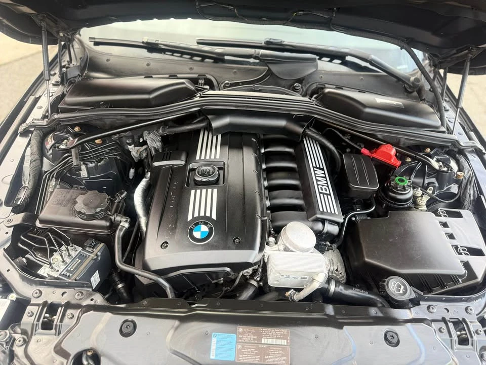 2010 BMW 5 Series - Image 2 of 9