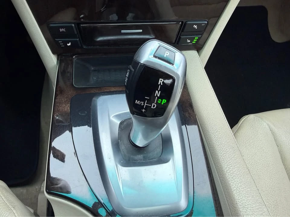 2010 BMW 5 Series - Image 14 of 19