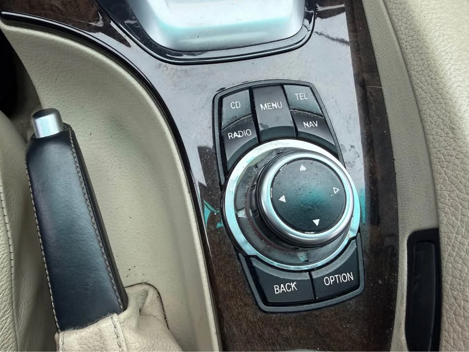 2010 BMW 5 Series - Image 15 of 19