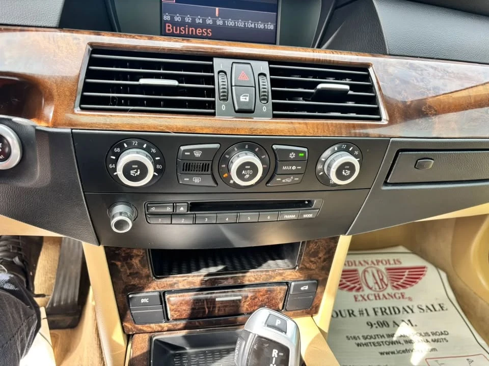 2010 BMW 5 Series - Image 17 of 20