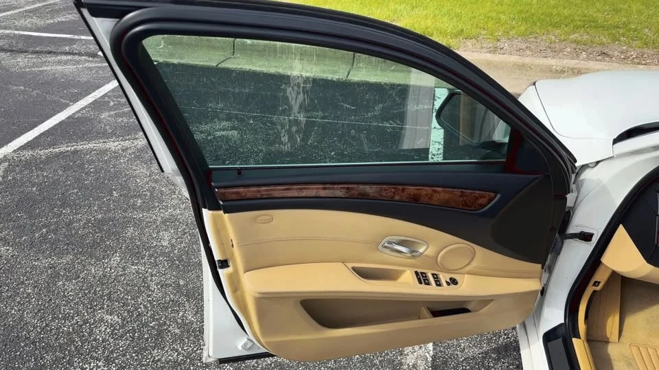 2010 BMW 5 Series - Image 9 of 20