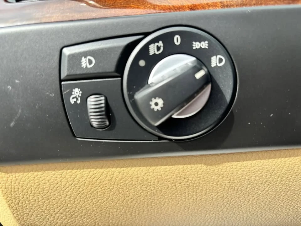 2010 BMW 5 Series - Image 13 of 20