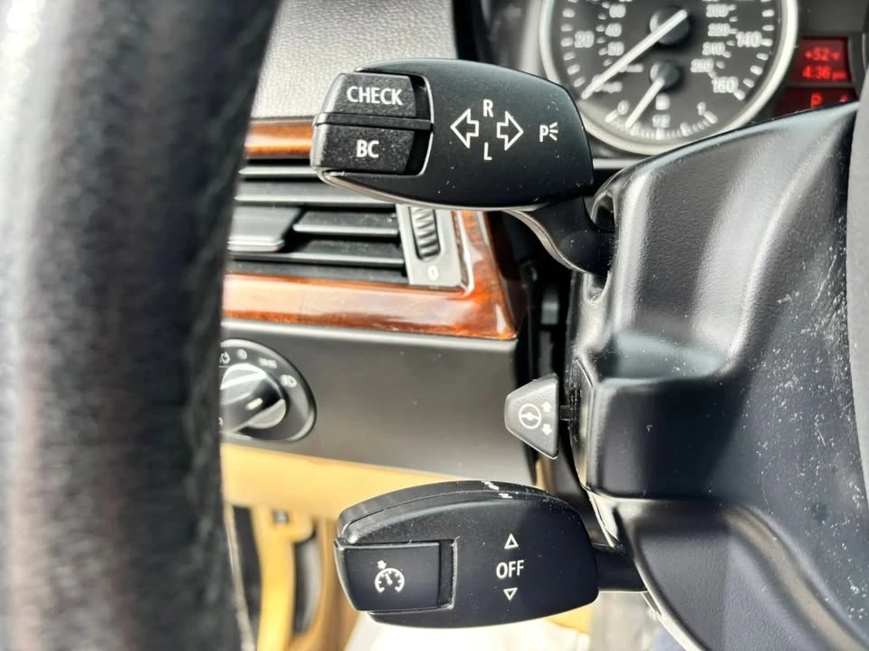 2010 BMW 5 Series - Image 15 of 20