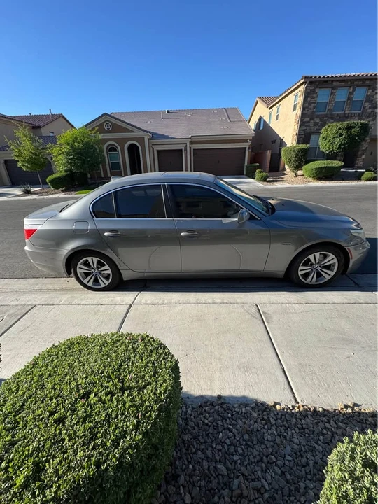 2010 BMW E60 5 Series Sedan - Image 2 of 10