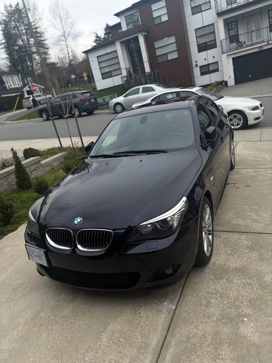 2010 BMW 5 Series - Image 15 of 18