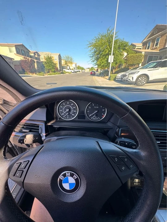 2010 BMW E60 5 Series Sedan - Image 7 of 10