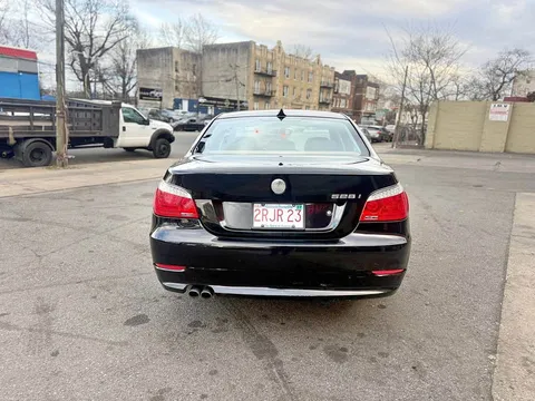 2010 BMW 5 Series 528xi