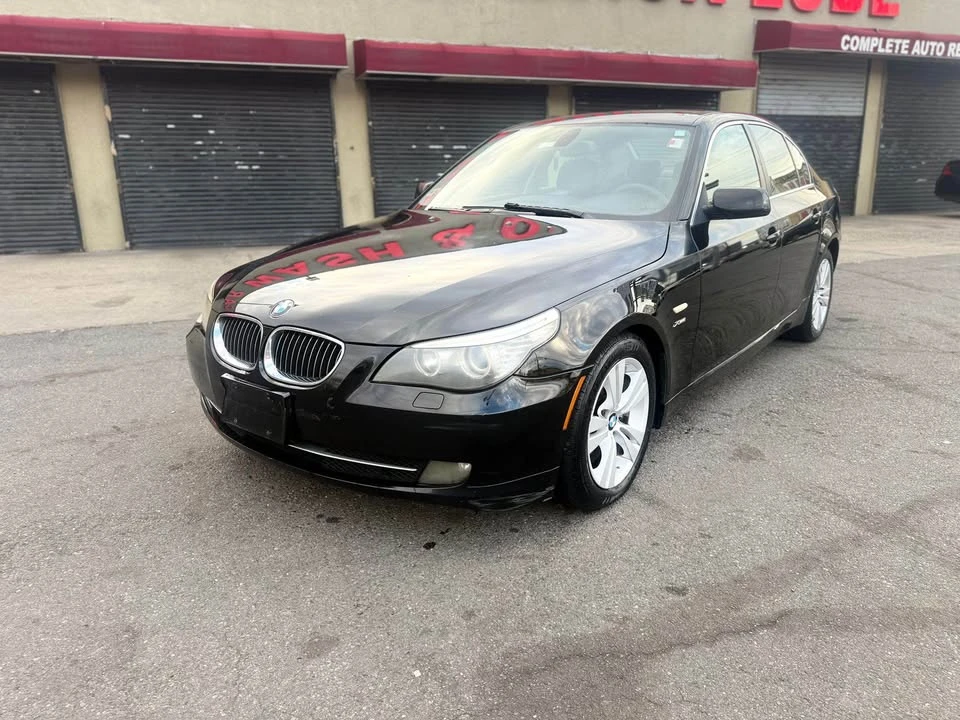 2010 BMW E60 5 Series Sedan - Image 2 of 10