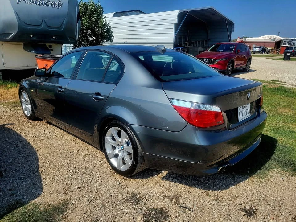 2010 BMW E60 5 Series Sedan - Image 2 of 2
