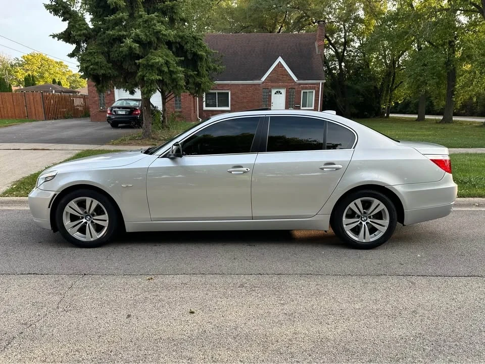 2010 BMW E60 5 Series Sedan - Image 7 of 10