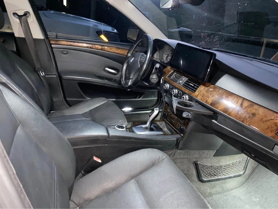2010 BMW E60 5 Series Sedan - Image 6 of 9