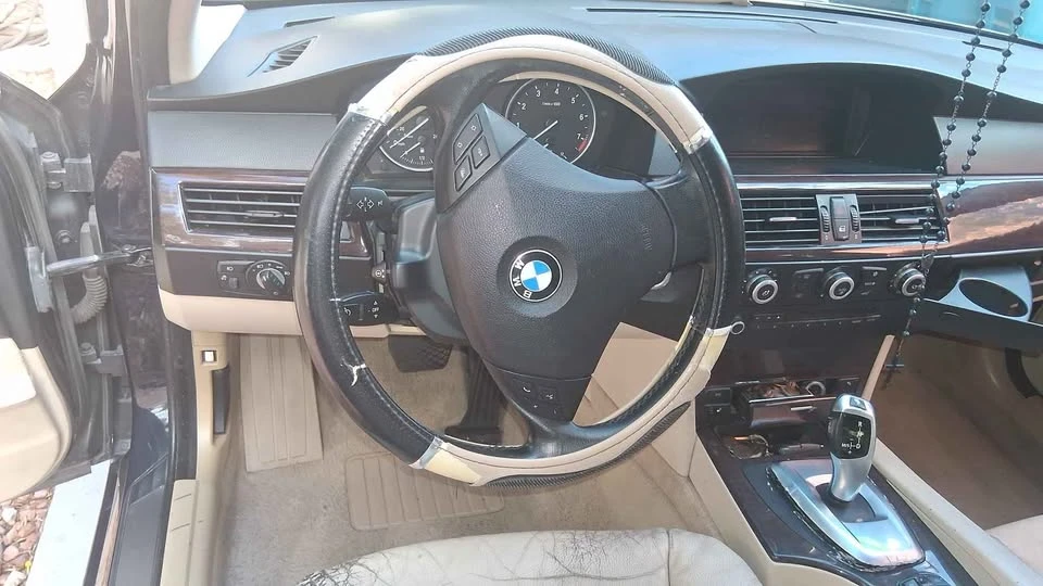 2010 BMW E60 5 Series Sedan - Image 3 of 11
