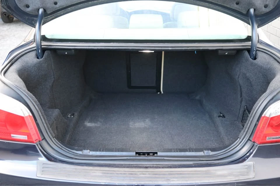 2010 BMW E60 5 Series Sedan - Image 12 of 17