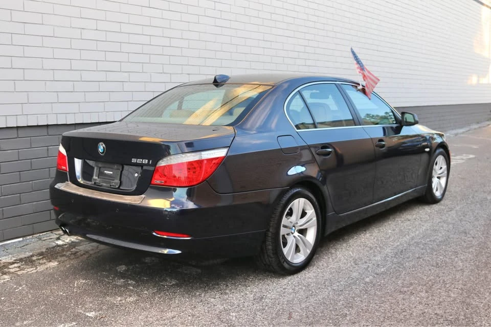2010 BMW E60 5 Series Sedan - Image 5 of 17