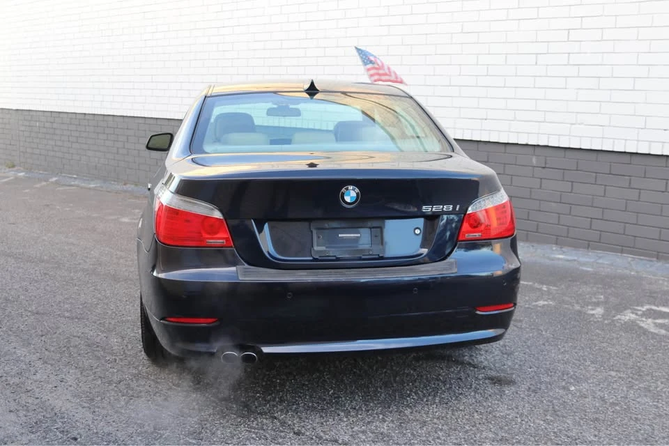 2010 BMW E60 5 Series Sedan - Image 4 of 17