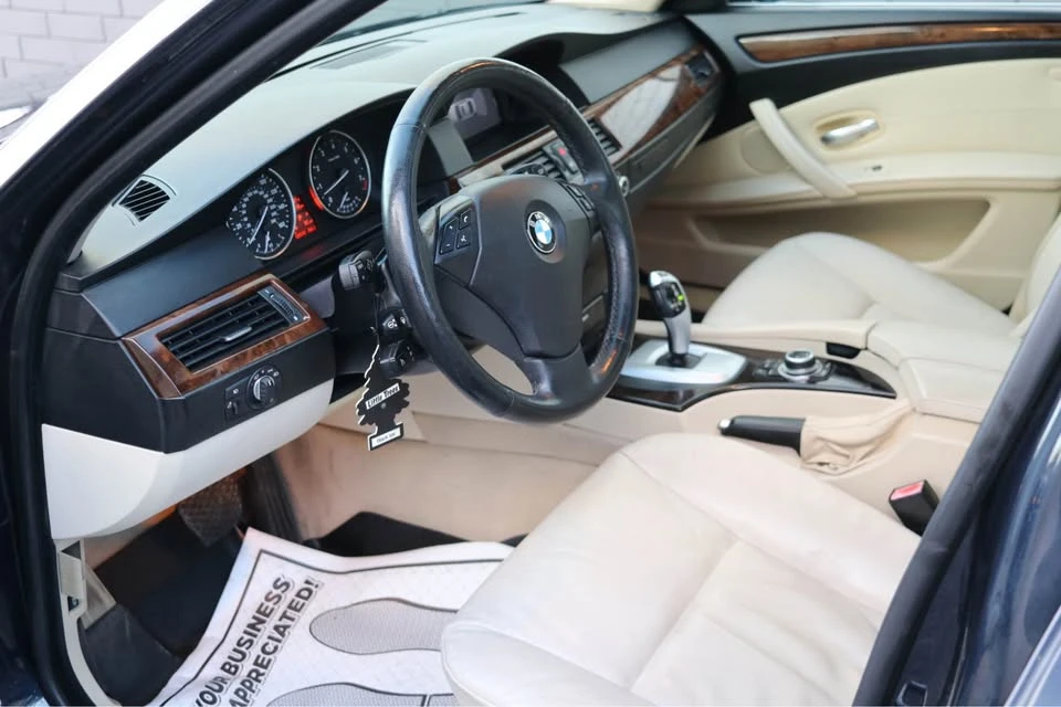 2010 BMW E60 5 Series Sedan - Image 8 of 17