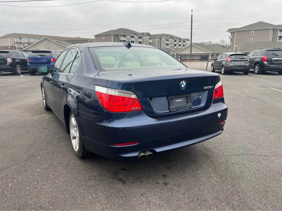 2010 BMW E60 5 Series Sedan - Image 7 of 19