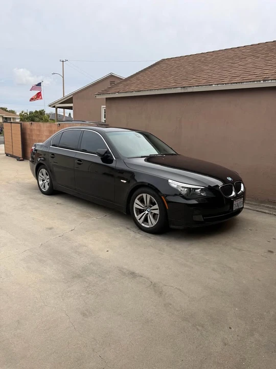 2010 BMW E60 5 Series Sedan - Image 14 of 20