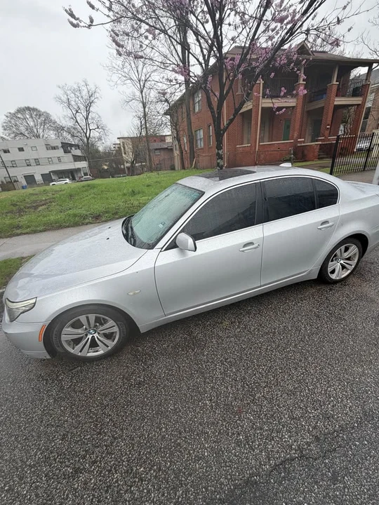 2010 BMW E60 5 Series Sedan - Image 4 of 6