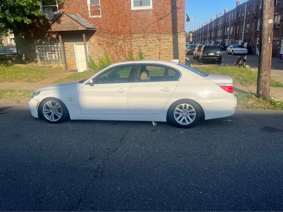 2010 BMW E60 5 Series Sedan - Image 2 of 7
