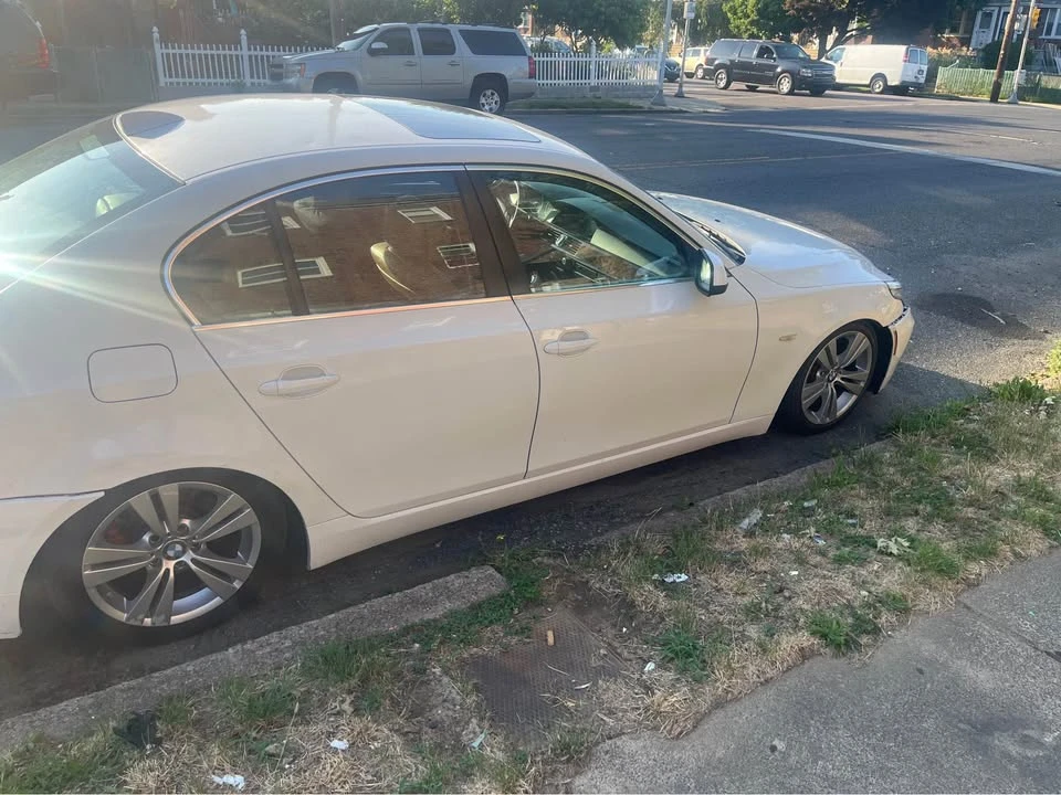 2010 BMW E60 5 Series Sedan - Image 5 of 7
