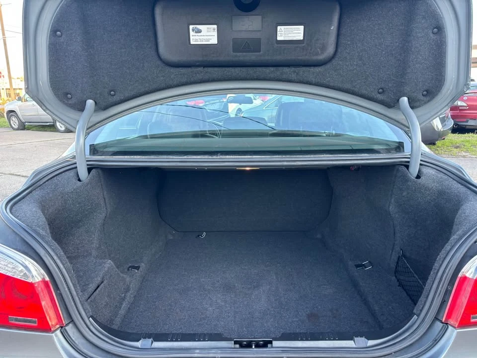 2010 BMW E60 5 Series Sedan - Image 13 of 15