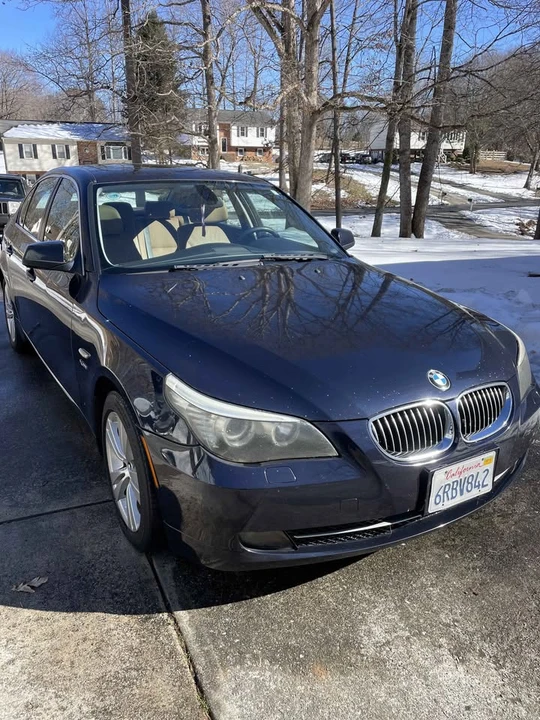 2010 BMW E60 5 Series Sedan - Image 5 of 5