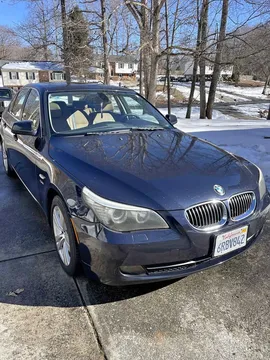 2010 BMW 5 Series 528i Sedan