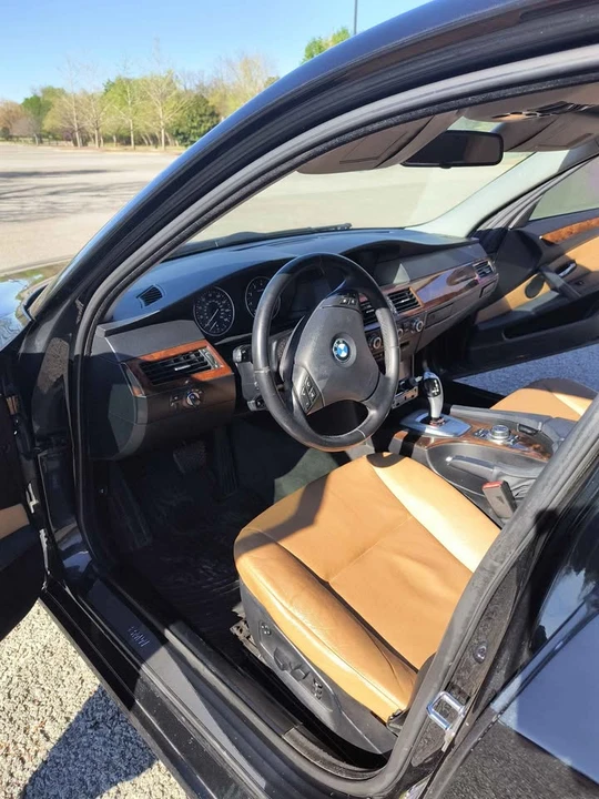 2010 BMW E60 5 Series Sedan - Image 6 of 9
