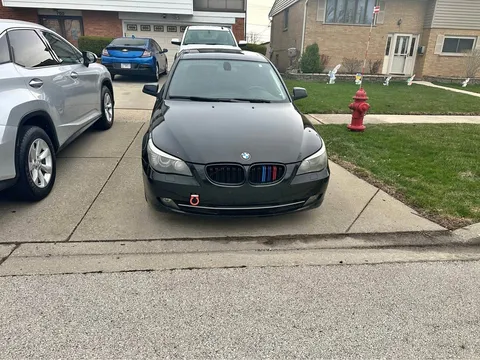 2010 BMW 5 Series 528i Sedan