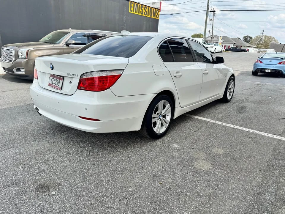 2010 BMW E60 5 Series Sedan - Image 4 of 11